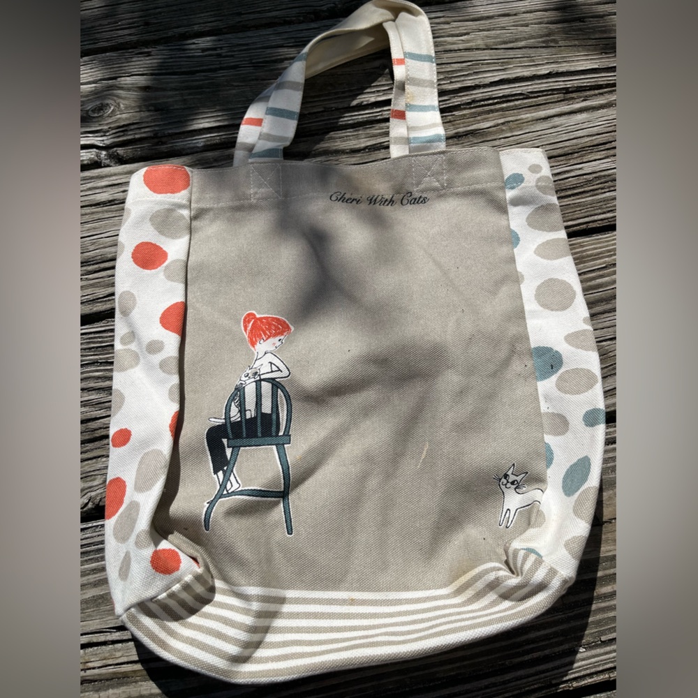 Beige and Multicolor Tote Bag CAT BAG TOTE pocket in back
